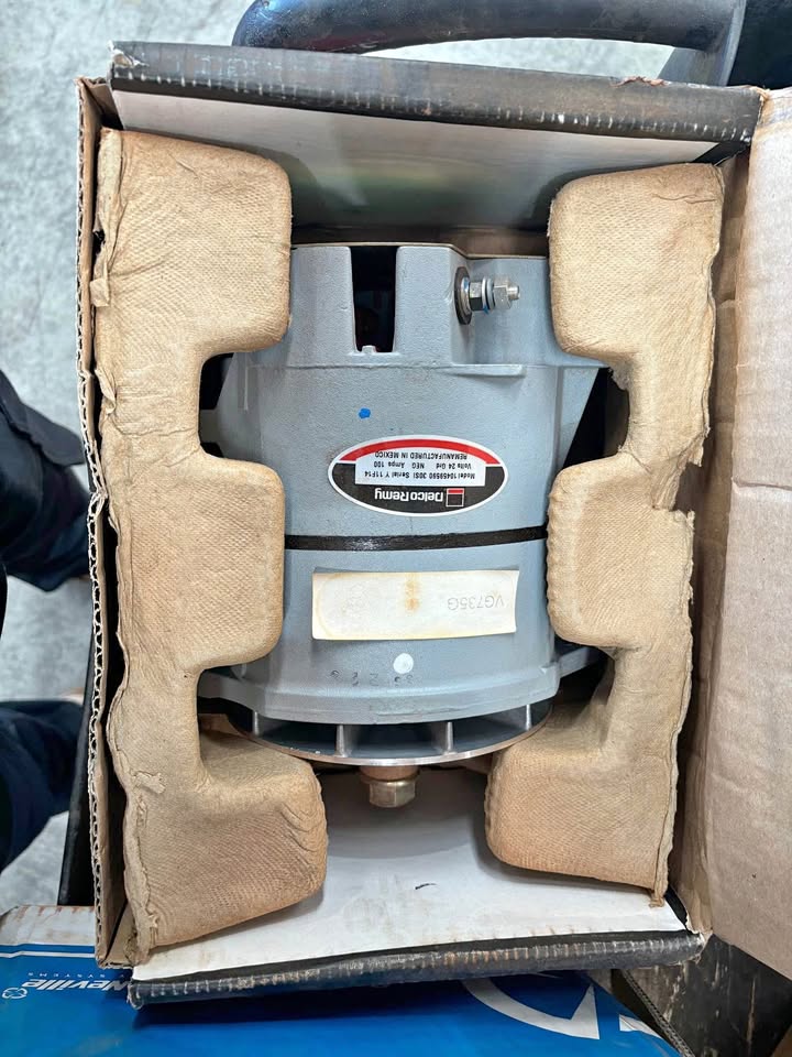 Alternator Delco Remy