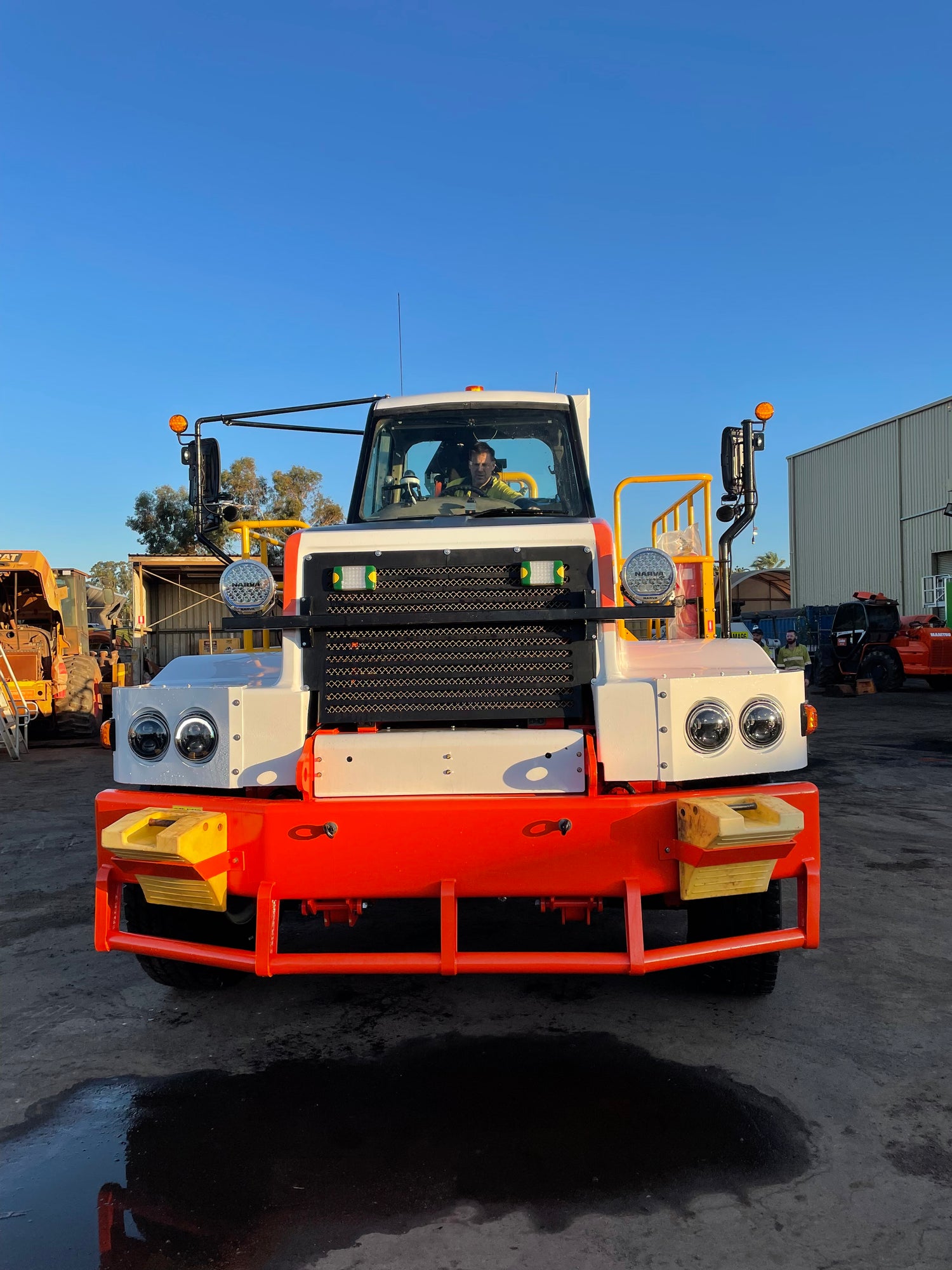 Contracting, Open cut, Underground, Haul Road, Brakes, Airlines, Air fittings, Trucking, Skel trailer, Tautliner, Dolly, Power Dolly, Drawbar, Bushes
